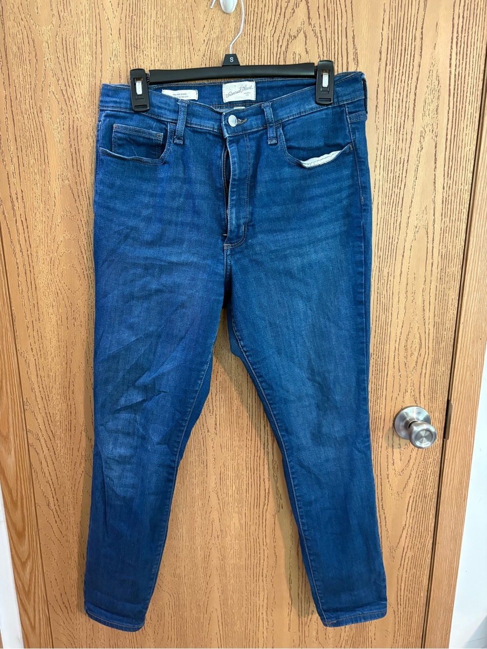 Universal Thread Women's Skinny Jeans in Blue